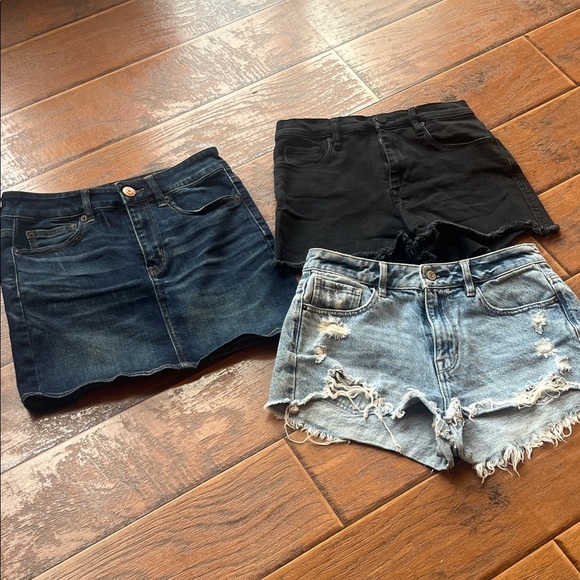American Eagle,PacSun, NYC Pants - Blank NYC Black Denim Shorts, PacSun Shorts,American Eagle Denim Skirt - Size 26